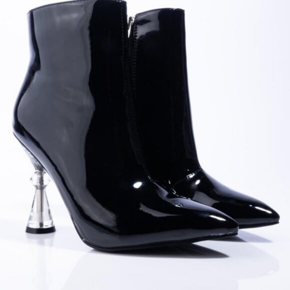 Azalea Wang Shoes - AZALEA WANG Black Vegan Patent Leather Bootie Size 7